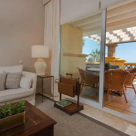 Superb Front Line Location With Heated Pool Apartment