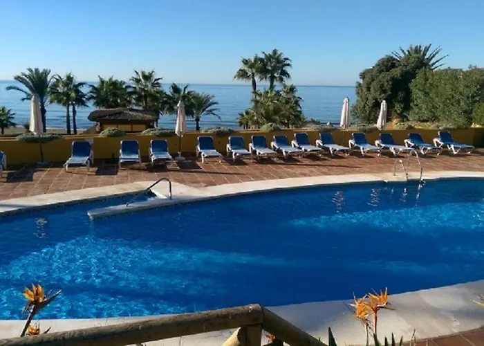 Superb Front Line Location With Heated Pool Apartment Marbella