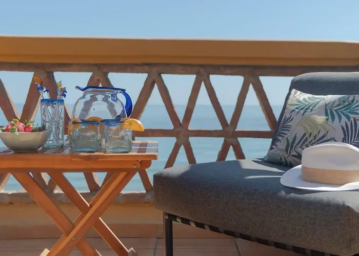 Superb Front Line Location With Heated Pool Apartment