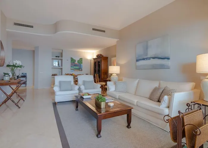 Superb Front Line Location With Heated Pool * Marbella